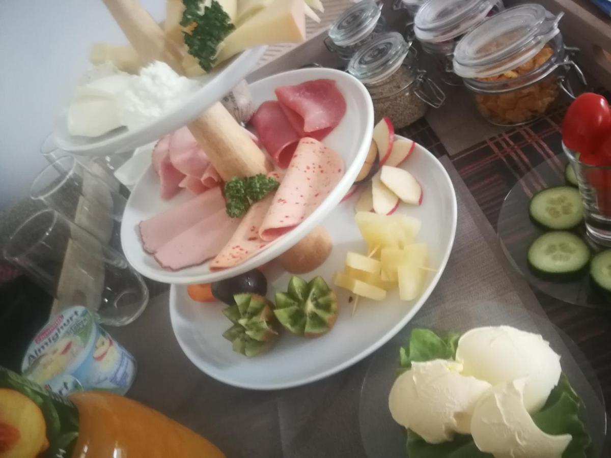 Ferienwohnung *Am Bronnwiesle* Deggingen Luaran gambar